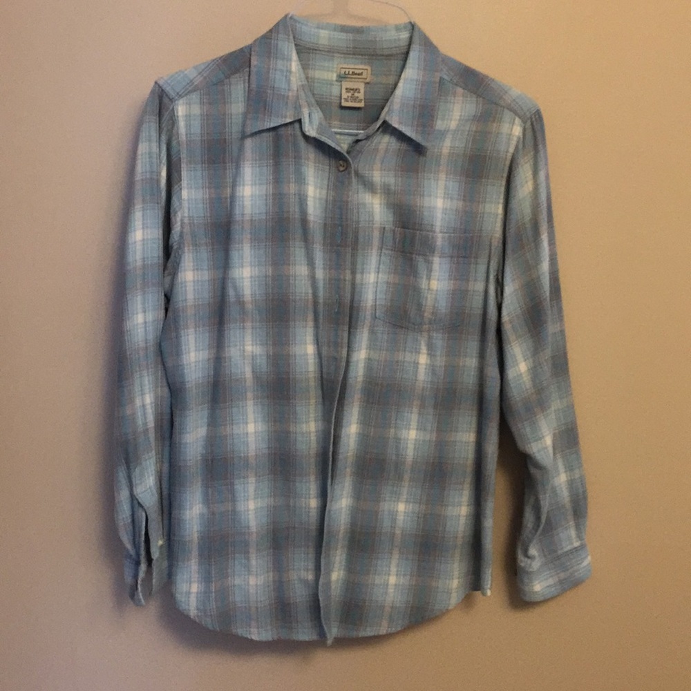 Sea foam grey plaid flannel shirt